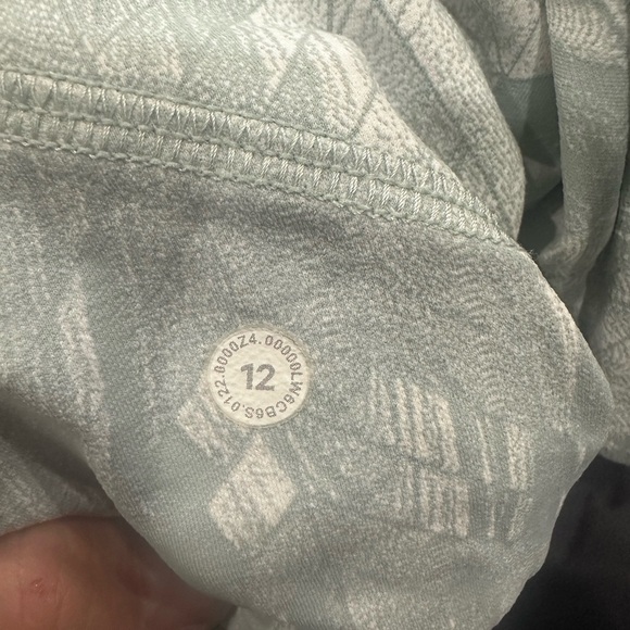 lululemon Swift Speed High-Rise Crop 21" Chevron Jacquard Silver Blue White - Picture 3 of 7